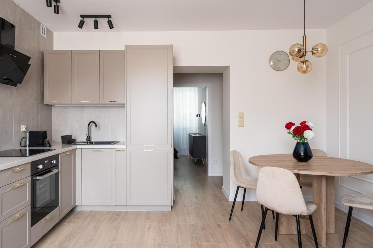 Rentplanet - Apartament Pilsudskiego Wrocław Exterior foto